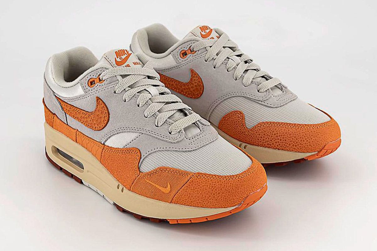 womens air max orange